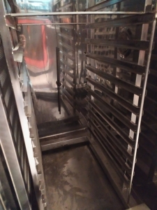 Пароконвектоат Electrolux