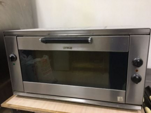 Печь конвекционная Smeg Италия
