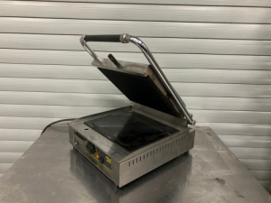 Гриль прижимной Roller Grill Panini VC L