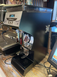 КОФЕМОЛКА NUOVA SIMONELLI MYTHOS ONE