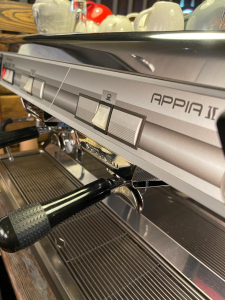 КОФЕМАШИНА NUOVA SIMONELLI APPIA II 2 GR V ВЫСОКИЕ ГРУППЫ